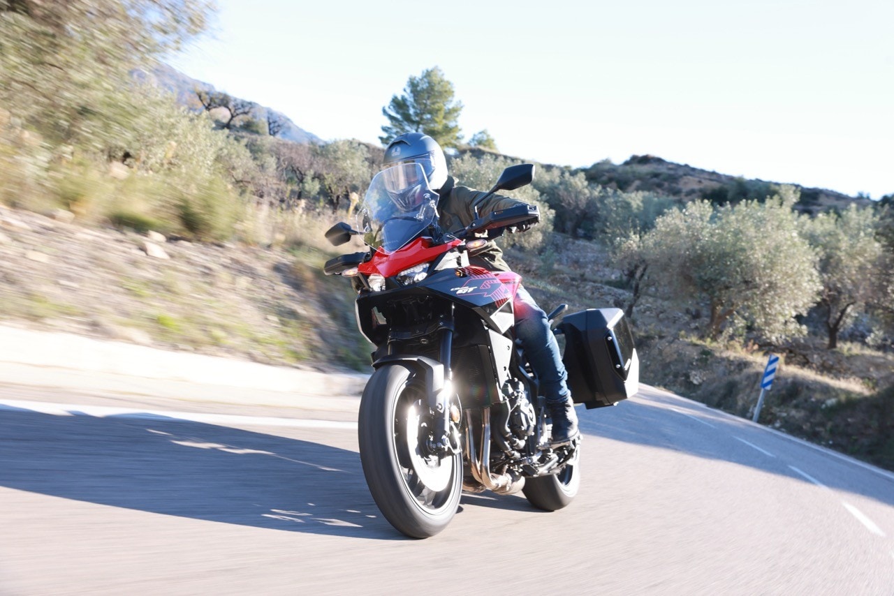 Prova Honda CB 1000 GT: il meglio dei due mondi